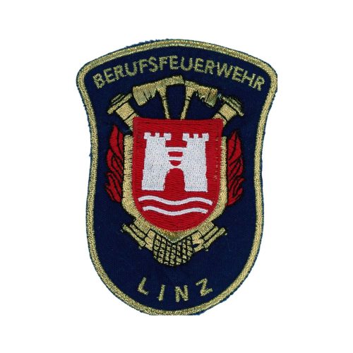 au73