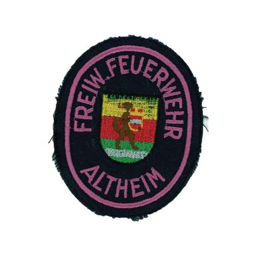 au81